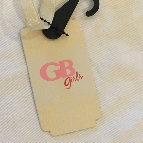 NWT~Headband with Gorgeous Embellishments - Picture 6 of 7